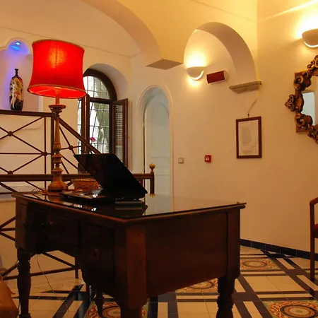 فندق Croce Di