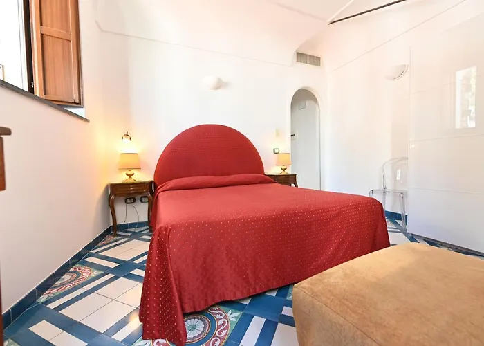 Hotel Croce Di 3*