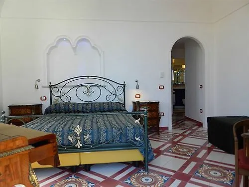 クローチェ ディ 3*