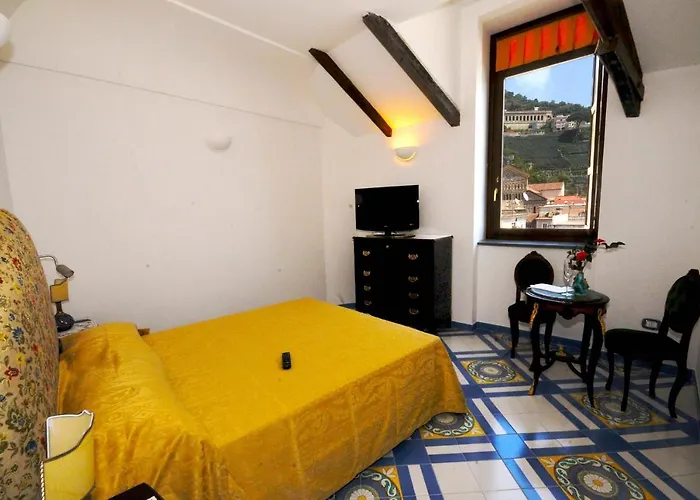 クローチェ ディ アマルフィ