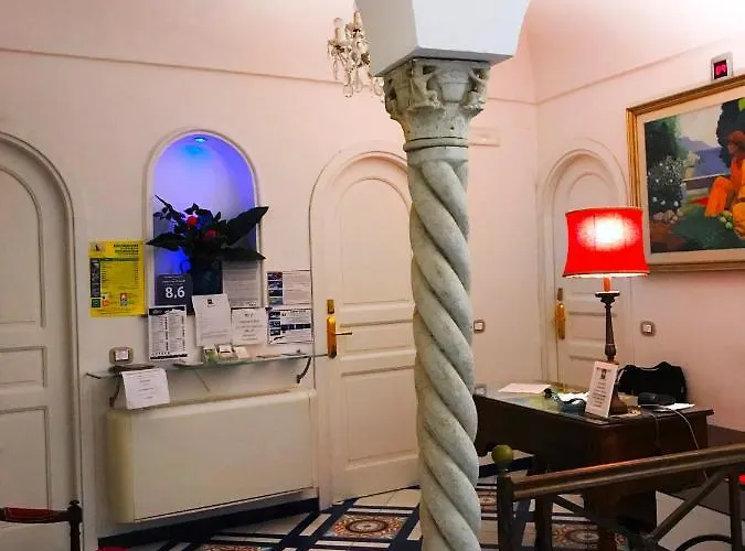 クローチェ ディ ホテル