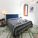 Croce Di 3* Amalfi