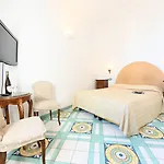 Hotel Croce Di Amalfi