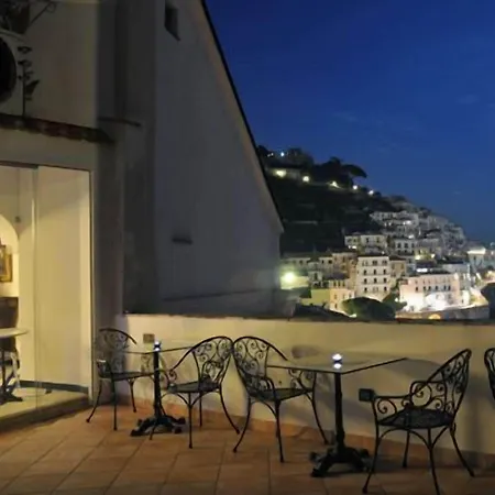 Hotell Croce Di Amalfi