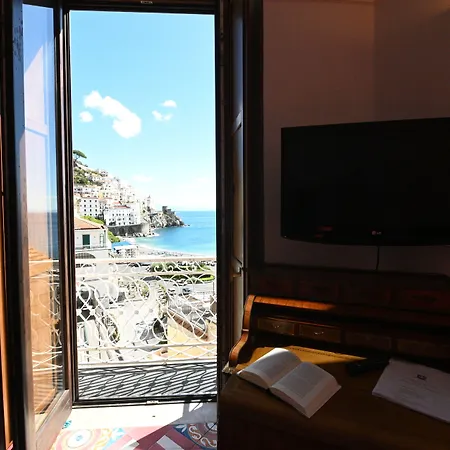 Croce Di Hotell Amalfi