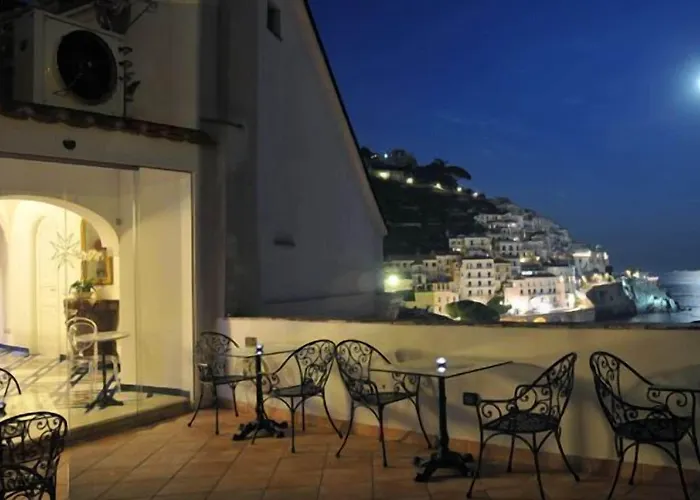Hotell Croce Di Amalfi