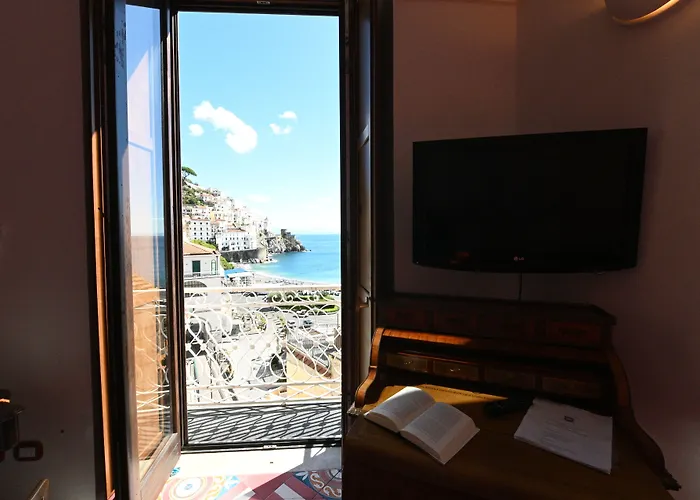 Croce Di Hotell Amalfi