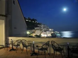 Croce Di 3* أمالفي